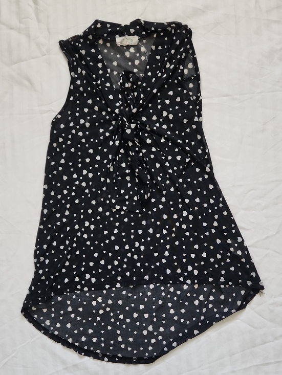 Ember Tops - Black Heart-Print Tie-Front Sleeveless Camisole